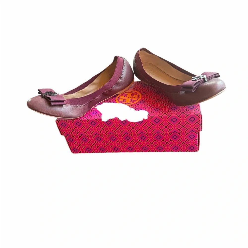 Tory Burch Sedgewick Ballet Glossy North Leather‎ Shoes